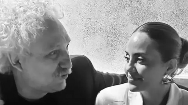 Deniz Barut ünlü yönetmen ile evlendi